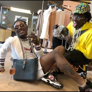 Meet your Posher, Sky